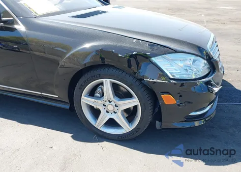 2010 Mercedes-Benz S 550 from USA, damaged, VIN WDDNG7BB9AA347420